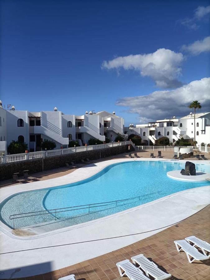 Apartamento Con Piscina Y Vistas -Le Petit Paradis Costa Teguise Exterior photo
